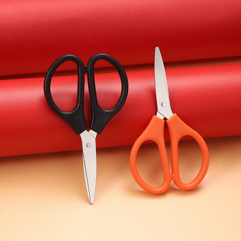 Stainless Steel Manufacturer Wholesale Handmade Thread Clipping Household Scissors Student Mini Portable Small Scissors for Express