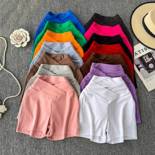 Edgy Style V-Waist Slim Fit Brown High Waist Shorts for Women Spring Summer Fashion Versatile Casual Trendy Slimming Bodycon Shorts