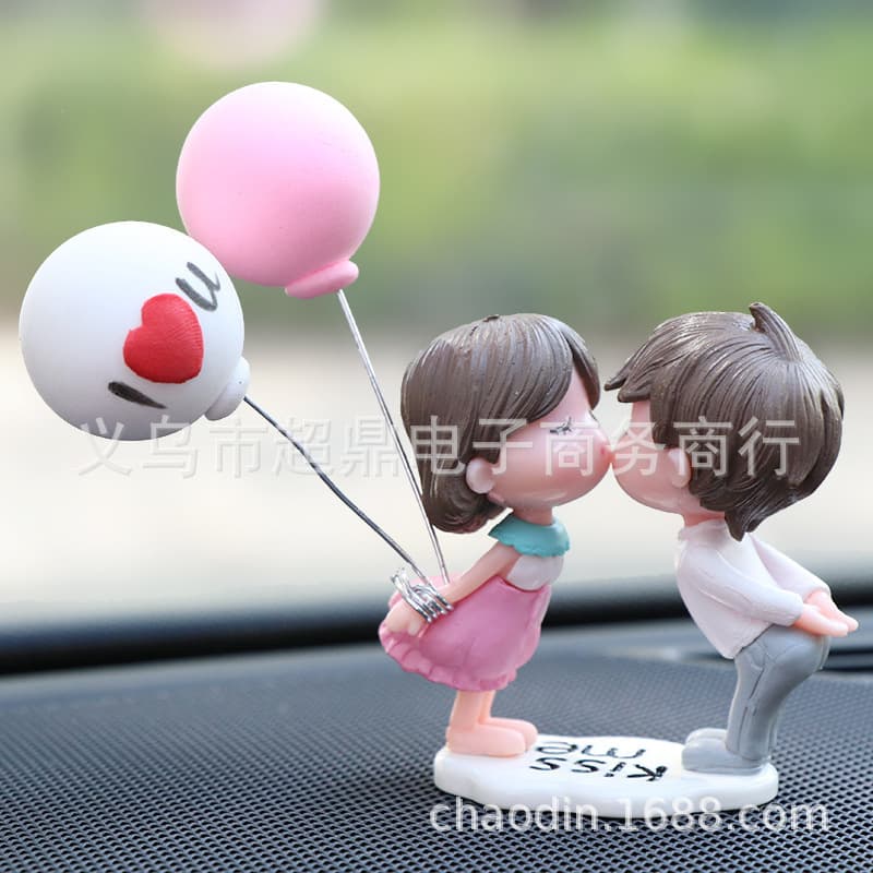 Car Decoration Cartoon Couple Dolls Cute Kissing Couple Doll Car Dashboard Center Console Love Balloon Micro Landscape
