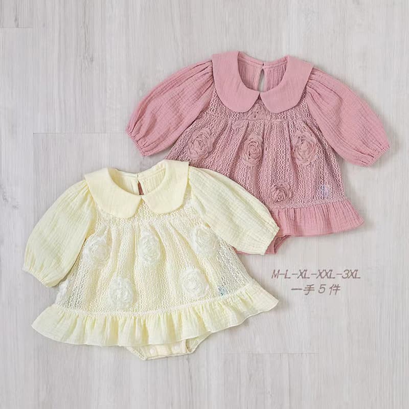 Baby doll collar skirt, triangle bag, baby long-sleeved robe, pure cotton gauze, spring and autumn style