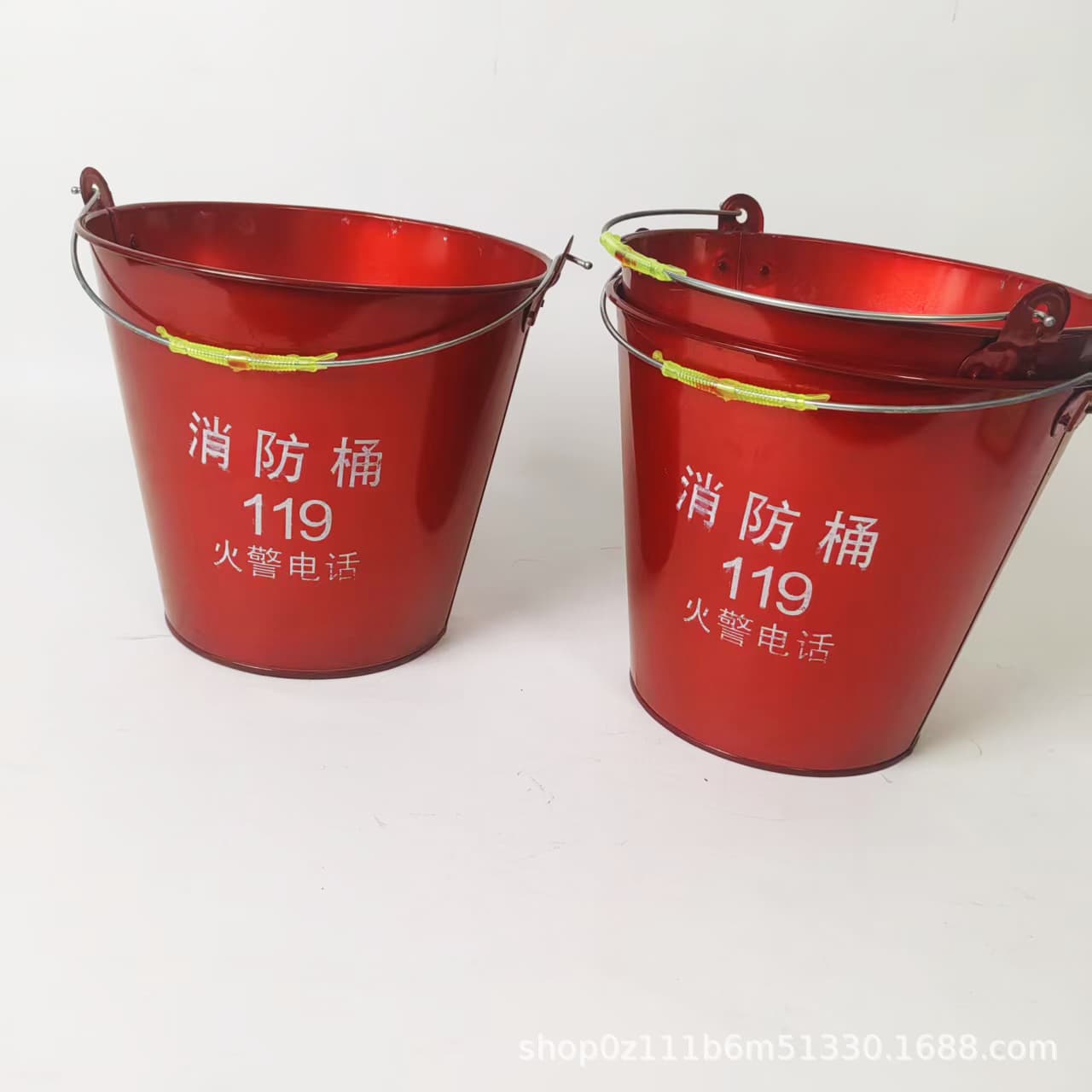 Red leather iron bucket, standard equipment for mini fire stations, round iron bucket, thickened fire sand bucket