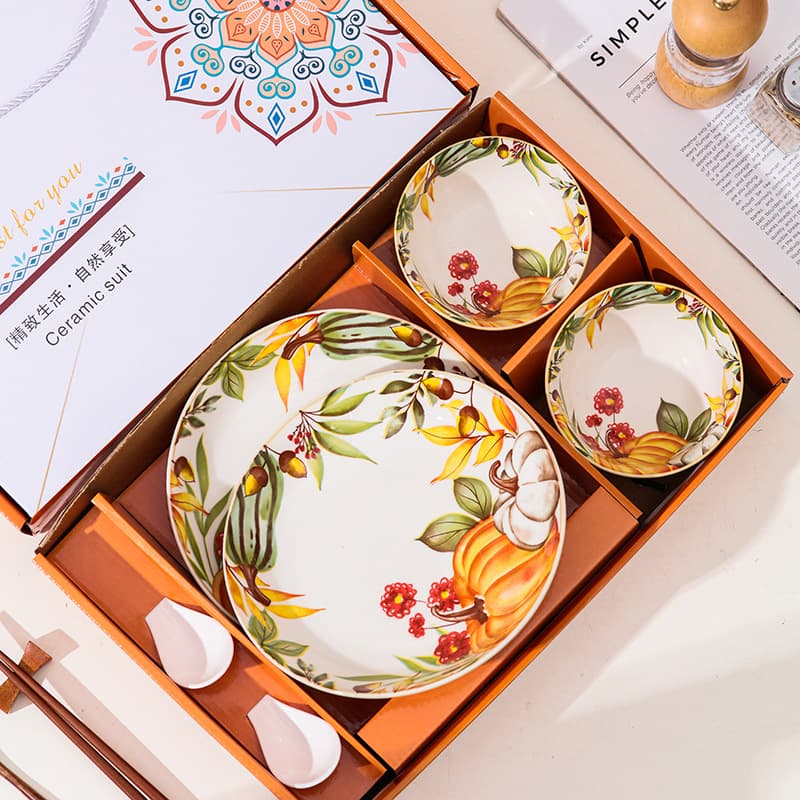 European Pastoral Style Pumpkin Bowl and Plate Ceramic Tableware Set Household Rice Bowl Plate Underglaze Color Bowl Dish Plate Gift Box Set