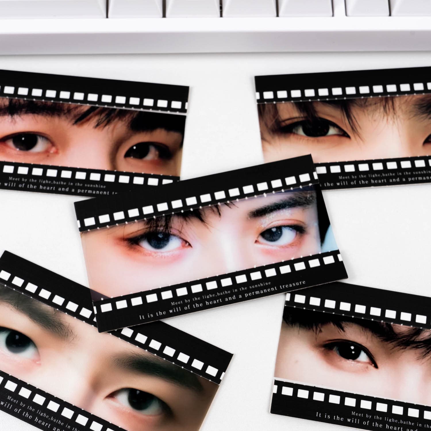 Xiaohongshu Same Style High Aesthetic Stunning Eye Strips Long Transparent Tear-off Reversal Film Photo Frames Horizontal Frame
