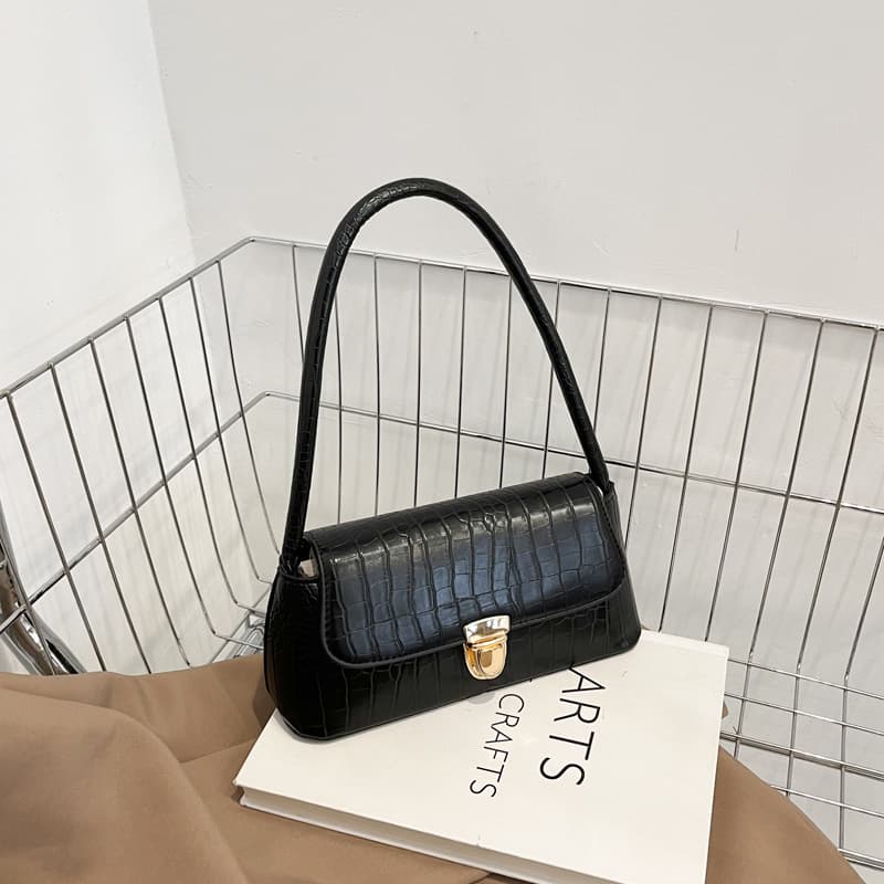 Korean niche design bag for women 2026 new trendy Korean version versatile shoulder bag texture fashion portable baguette bag
