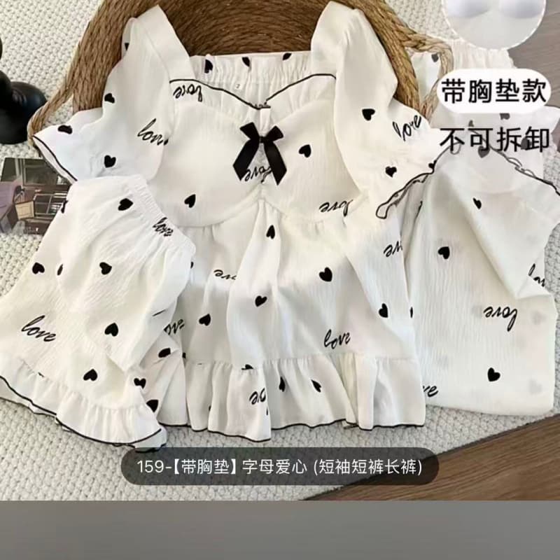 Women's Summer Cloud Cotton Love Letter Short-Sleeved Shorts Three-Piece Pajama Set with Chest Pads