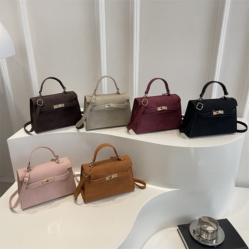 Fashionable handbag, commuter lock bag, cross-border versatile crossbody bag, shoulder bag, classic brown texture