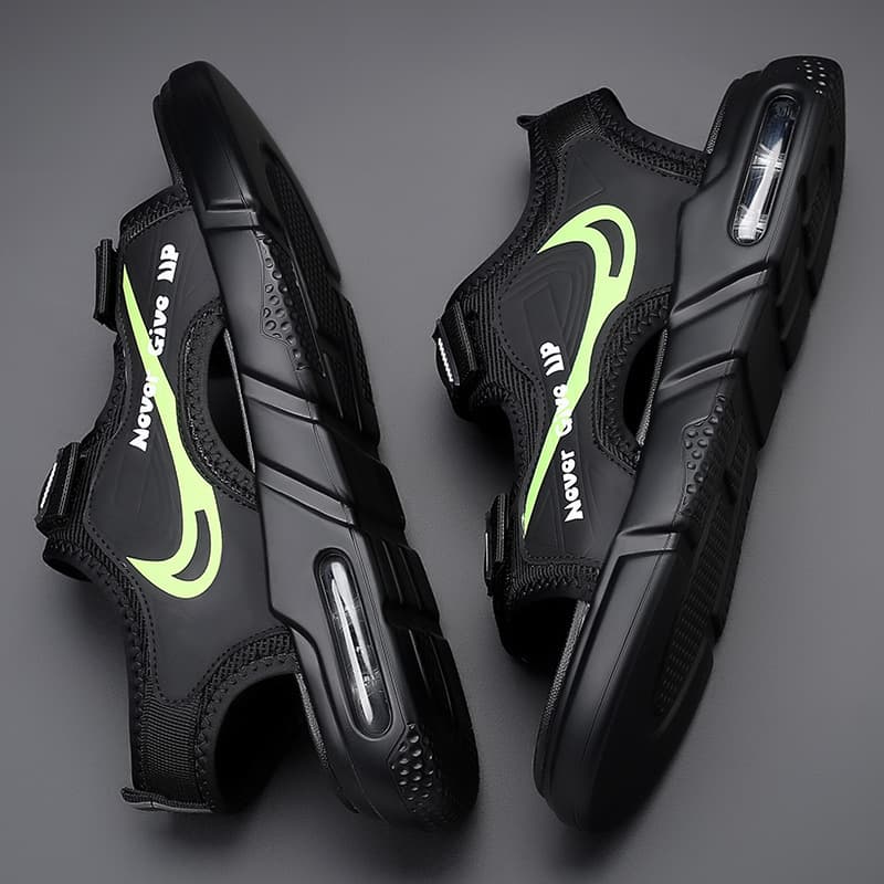 2022 New Summer Men's Sandals Student Korean Trend Beach Shoes Casual Soft Sole Slippers