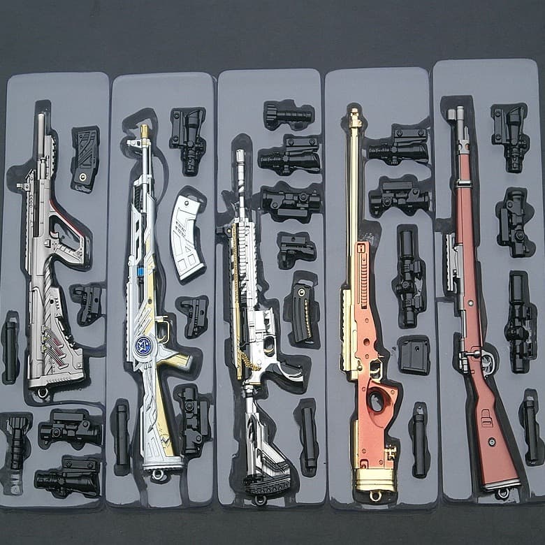 Jedi Battle Royale Weapon AWM AUG AKM M24 M416 98K Gun Model Alloy Weapon Keychain