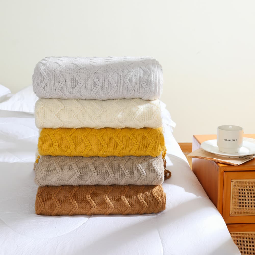 Knitted blanket, sofa blanket, tassel thin blanket, office air conditioning blanket, bay window blanket, summer nap blanket, small blanket