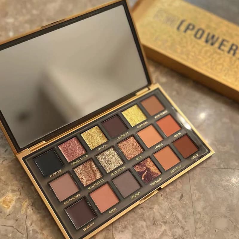 Huda New 2022 Christmas 18-Color Em Power Ed Eyeshadow Palette Same-Style Alternative Nude Makeup