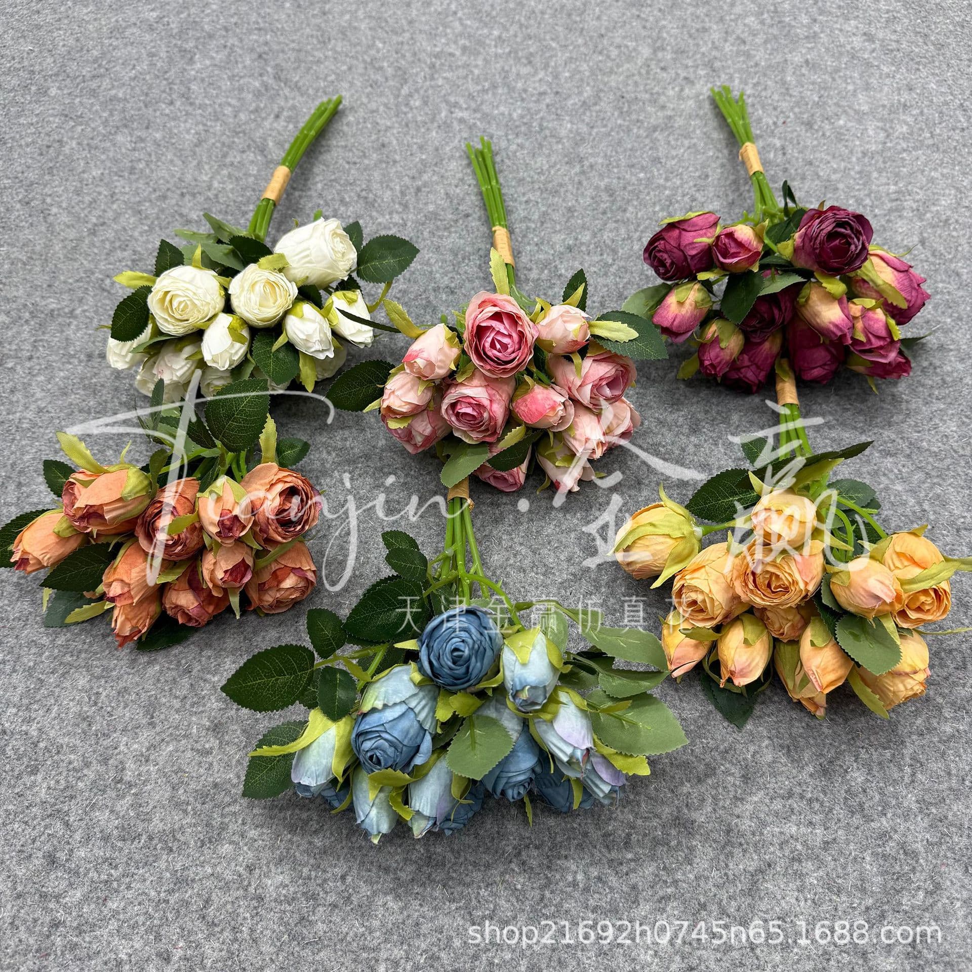 Simulation small bunch of roasted edge roses simulation flowers welcome simulation silk flowers hotel shopping mall decoration ornaments bouquet
