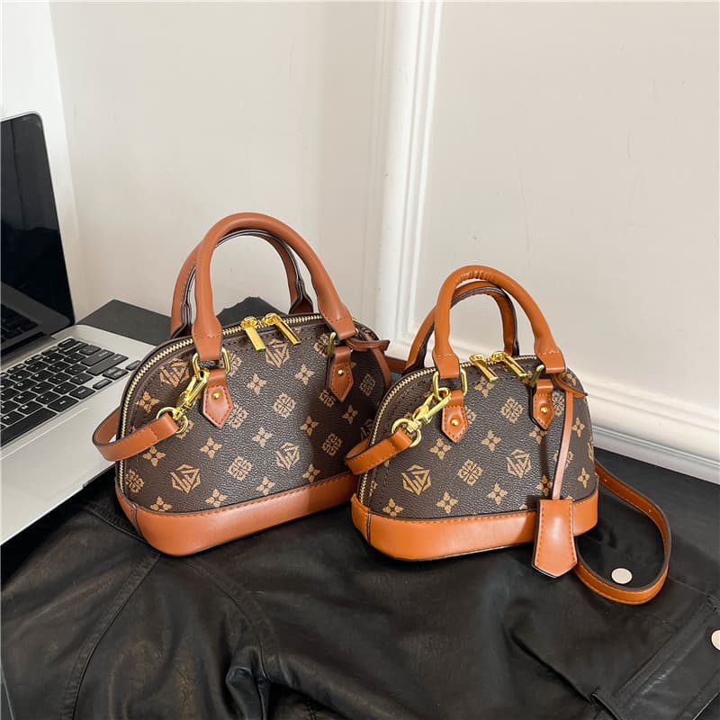 Crossbody Bag Casual Simple Commuting Fashion Handheld Shell Bag Women 2025 Spring New Simple Fashion Shoulder Bag