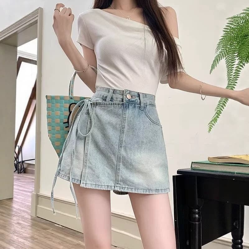 Fake two-piece denim shorts, summer design, A-line irregular strappy skirt, short culottes for small women