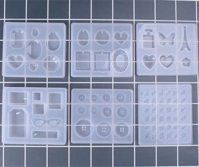 Yumeiren DIY Epoxy Resin Mold Set - Pendant Molds Including Eiffel Tower, Diamond, Number & Letter, Button Shapes