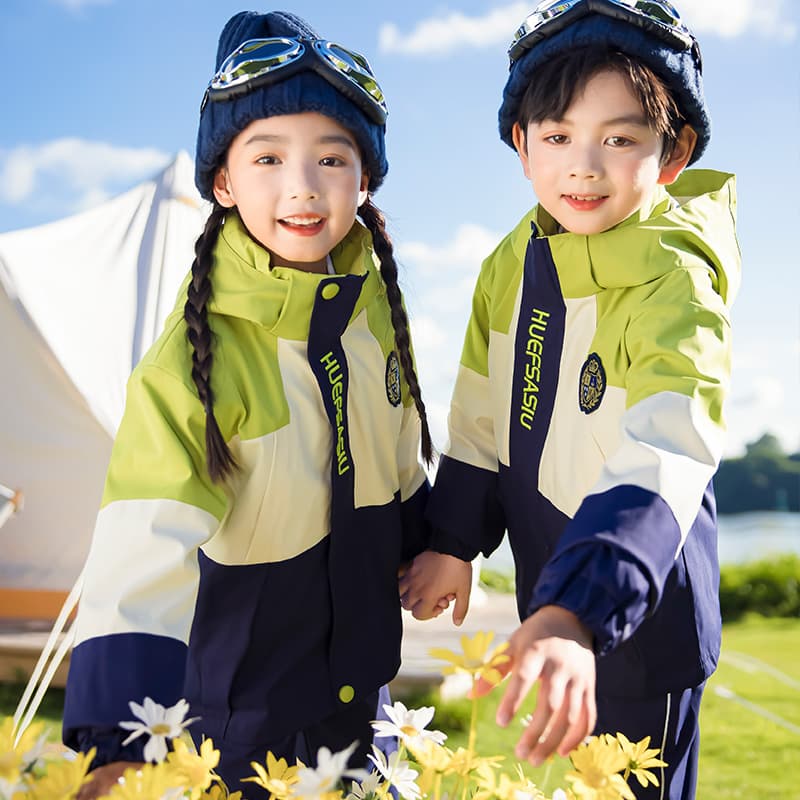 2023 green detachable three-piece sportswear class set for elementary school uniforms, kindergarten autumn/winter windbreaker outfits