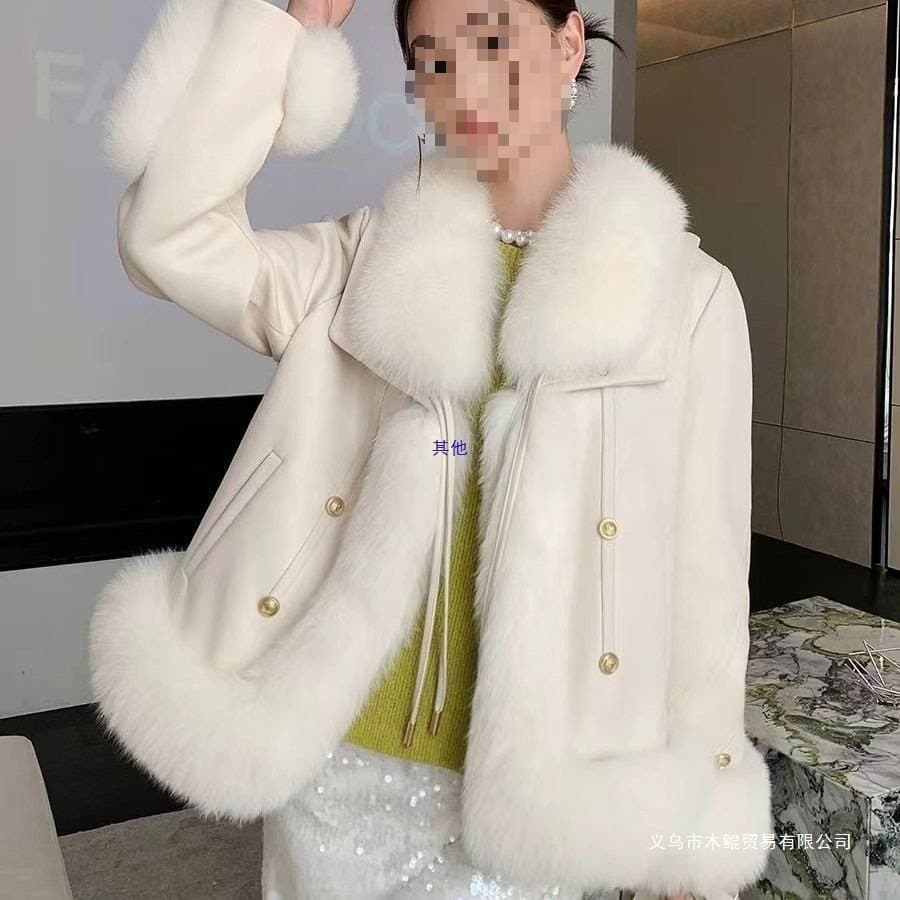 2024 Winter New Style Whole Leather Whole Piece Leather and Fur One-Piece Outer Wear Women's Short Fashion Furry Coat Versatile