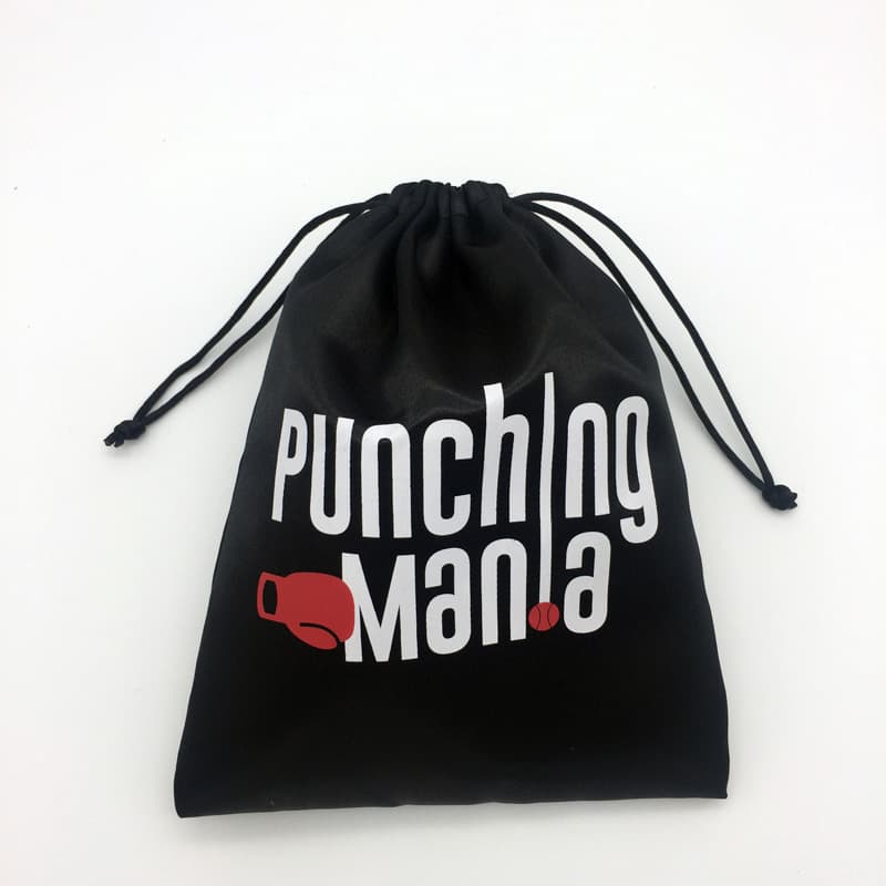 Wholesale high-grade imitation silk satin polyester drawstring bags for gift packaging and storage.