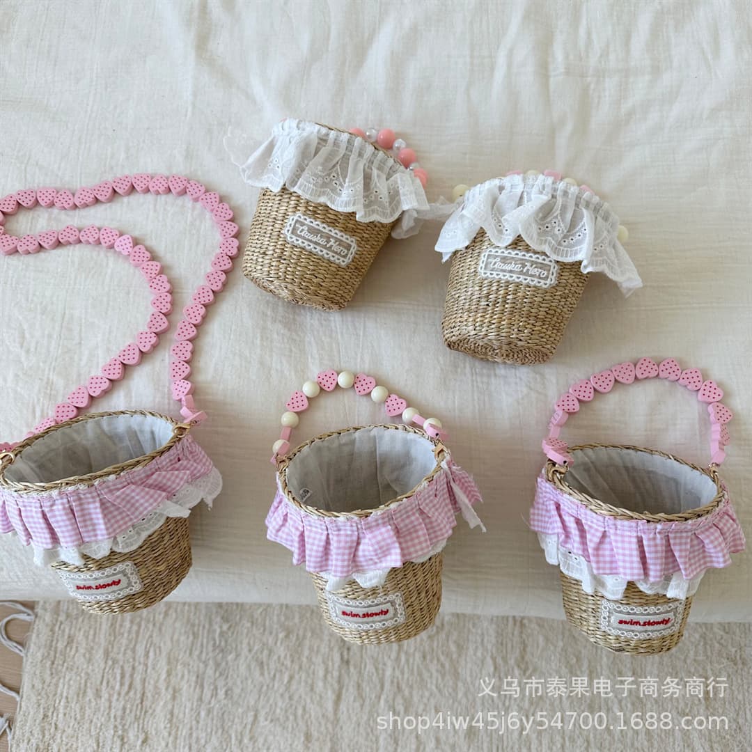 Korean Style Ins Chic Pink Heart Chain Mini Woven Handbag for Girls, Unique Small Pen Holder Crossbody Bag
