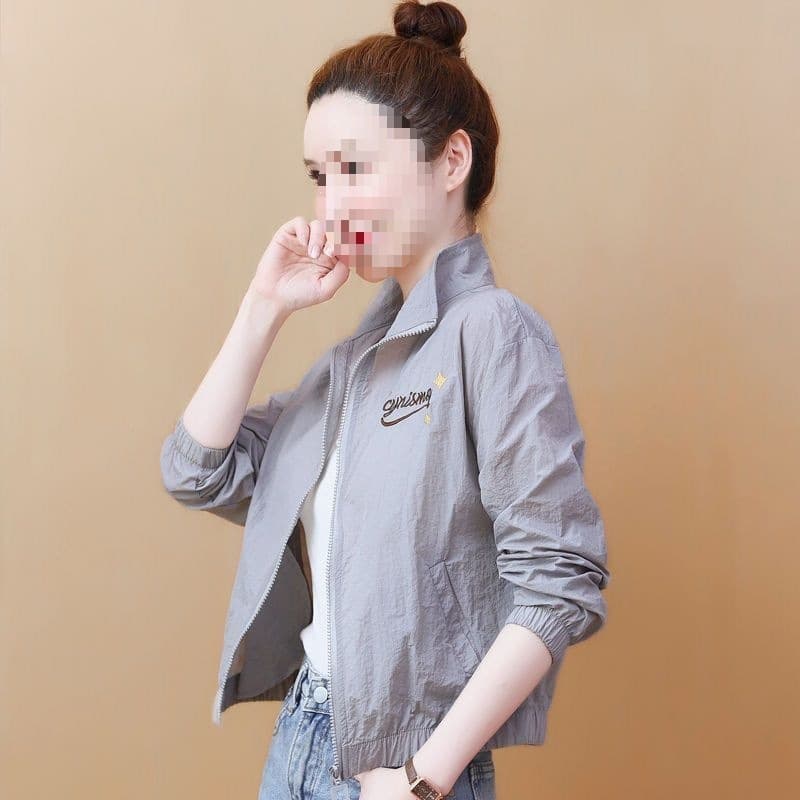 Women's Short Sun Protection Jacket, 2026 New Summer Style, Small Size, Ice Silk Breathable Embroidered Sun Protection Outerwear, Thin Jacket