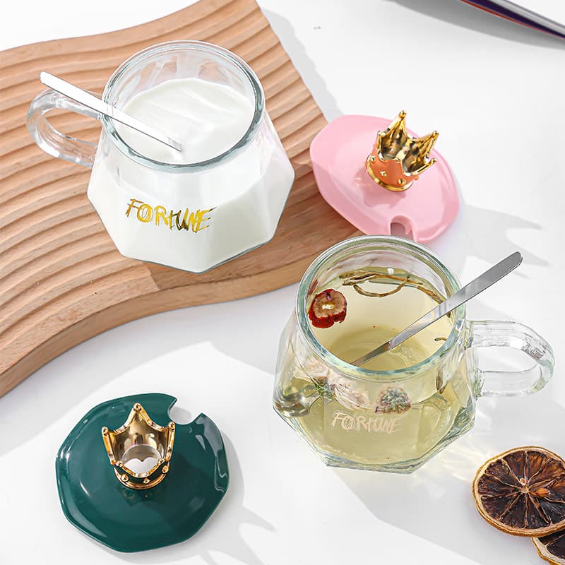 ✅Creative crown glass bear mug milk cup coffee cup breakfast cup high-looking office flower tea