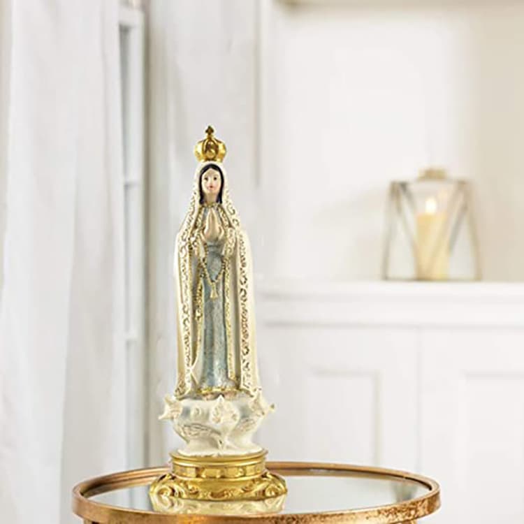 Cross-border Hot-selling 20cm Tall Resin Character Figurine Gift Home Decoration Resin Craft