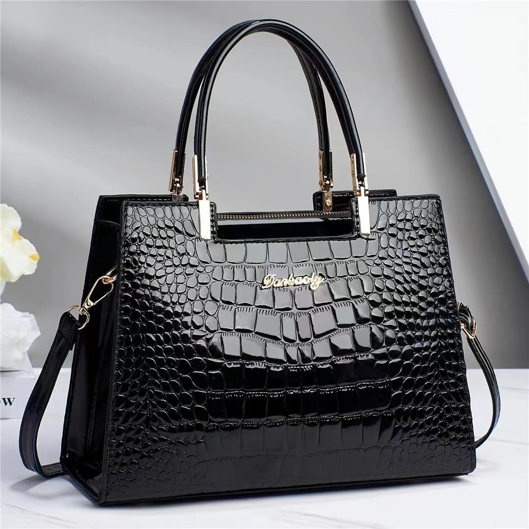 Elegant Embossed Alligator Pattern Women's Handbag Mid-aged Ladies Shoulder Bag New Style Single Strap Handbag For Women