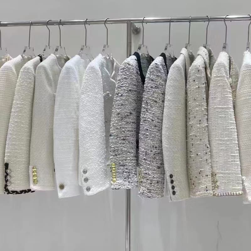 Autumn and Winter Thickened Short Little Fragrant Style Jacket Women Trendy INS Guangzhou Thirteen Hong High-End Brand Women's Wholesale Supply