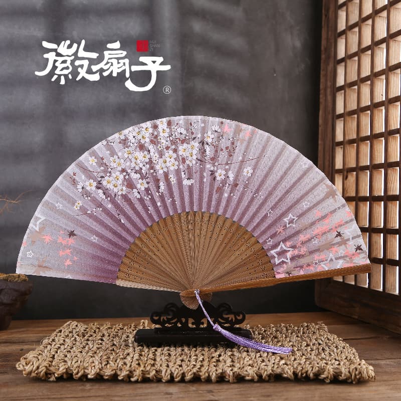 Factory wholesale handmade folding fan Chinese style folding fan gift dance fan ancient style disco bamboo fan custom folding fan