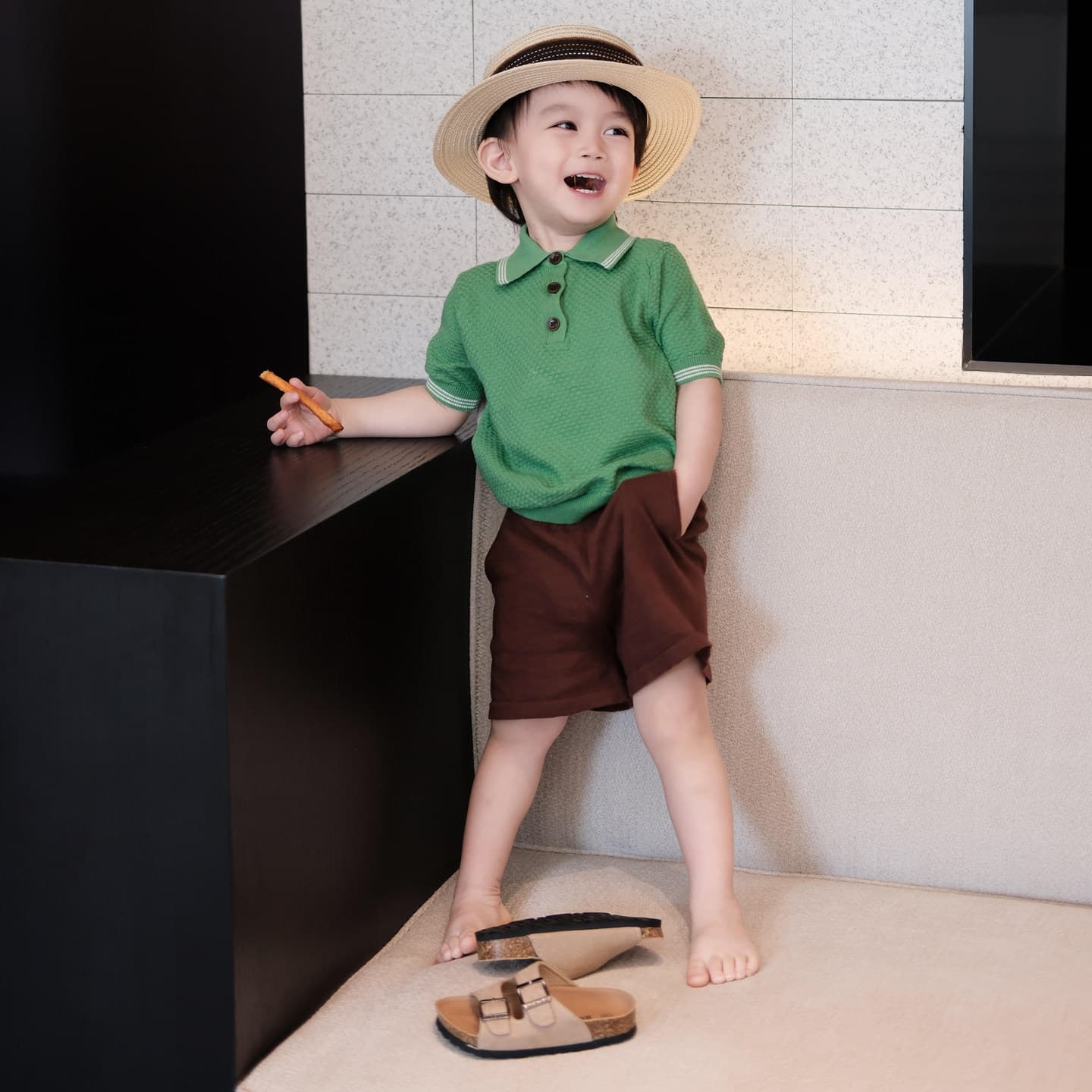 2026 New Children's Summer Set, Fashionable Knitted Short-Sleeve Polo Shirt for Boys, Solid Color Versatile Shorts