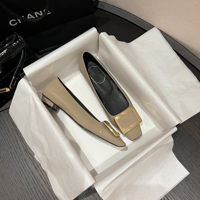 R Flat Shoes Square Buckle Single Shoes Chunky Heel 2026 New Spring Autumn High-end High Heels Thin Heel Square Toe French Women's Shoes