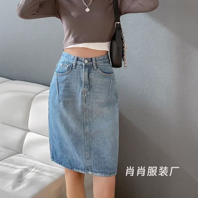 Plus Size High-Waist Denim Skirt for Women, Side Slit Midi A-Line Skirt, Hip-Covering Long Skirt, Slimming Bodycon Skirt for Spring and Summer