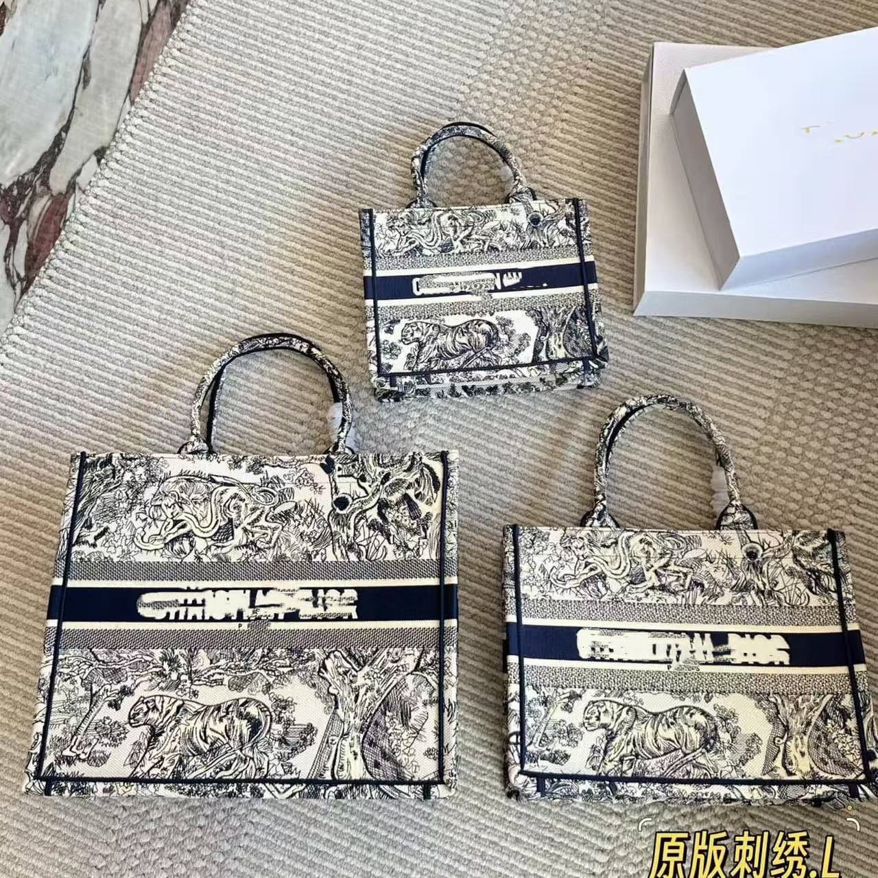 In Stock Classic Monogram Book Tote Mother Embossed Embroidered Tote Bag Large Capacity Handbag Shopping Bag