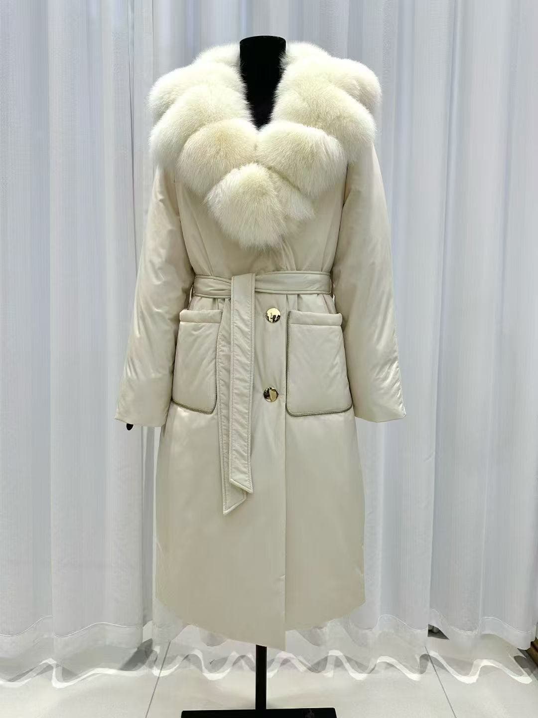 2025 Winter New Fox Fur White Duck Down Jacket Women's Extra Long Waist Belted Pie Jacket