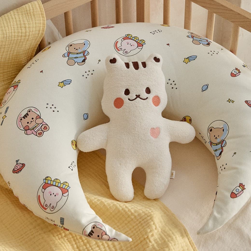 INS pure cotton printed moon pillow baby sleeping pillow children's tummy pillow newborn feeding pillow removable and washable