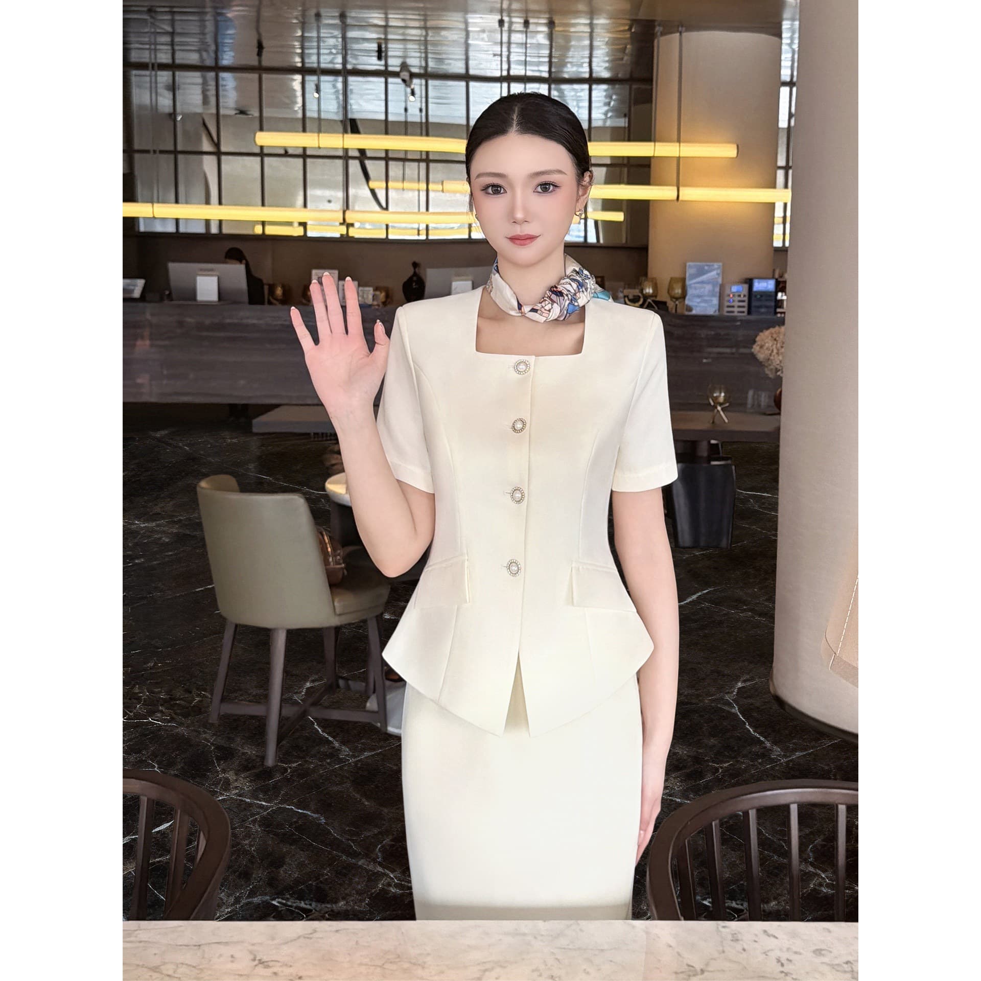 High-end professional skirt for women, fashionable temperament, slimming workwear, beauty salon, hotel front desk reception work skirt