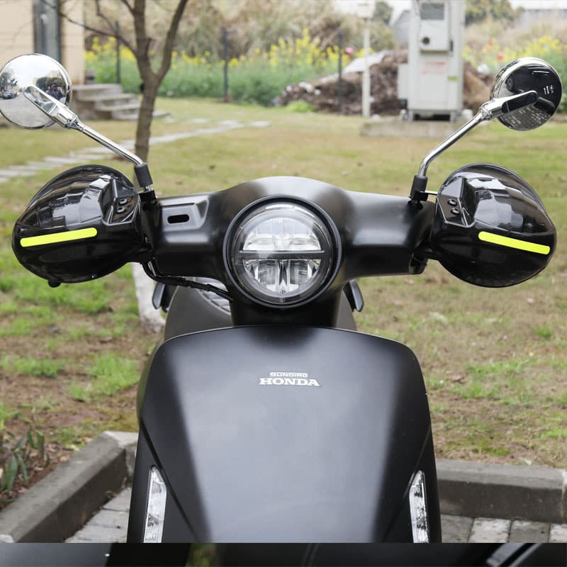 Electric Vehicle Handguard Scooter Motorcycle E-Bike Handlebar Windshield Universal Modification Sun Protection Rainproof Sunshade Protective Gear Accessories