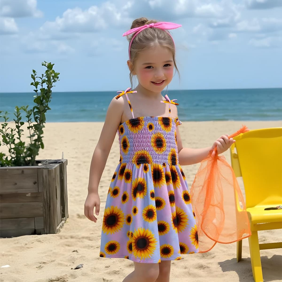 Cross-Border Girls' Shirred Strap Dress New Summer Style Baby Vest Dress Children's Sweet Sunflower Beach Dress