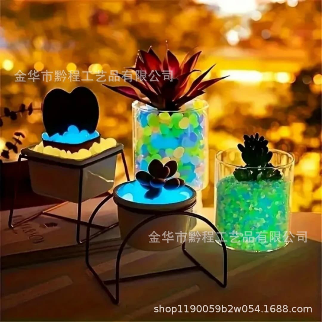 Glow-in-the-Dark Mini Crystal Stones DIY Decorative Toy Gift Glowing Crushed Ice Stones for Kids