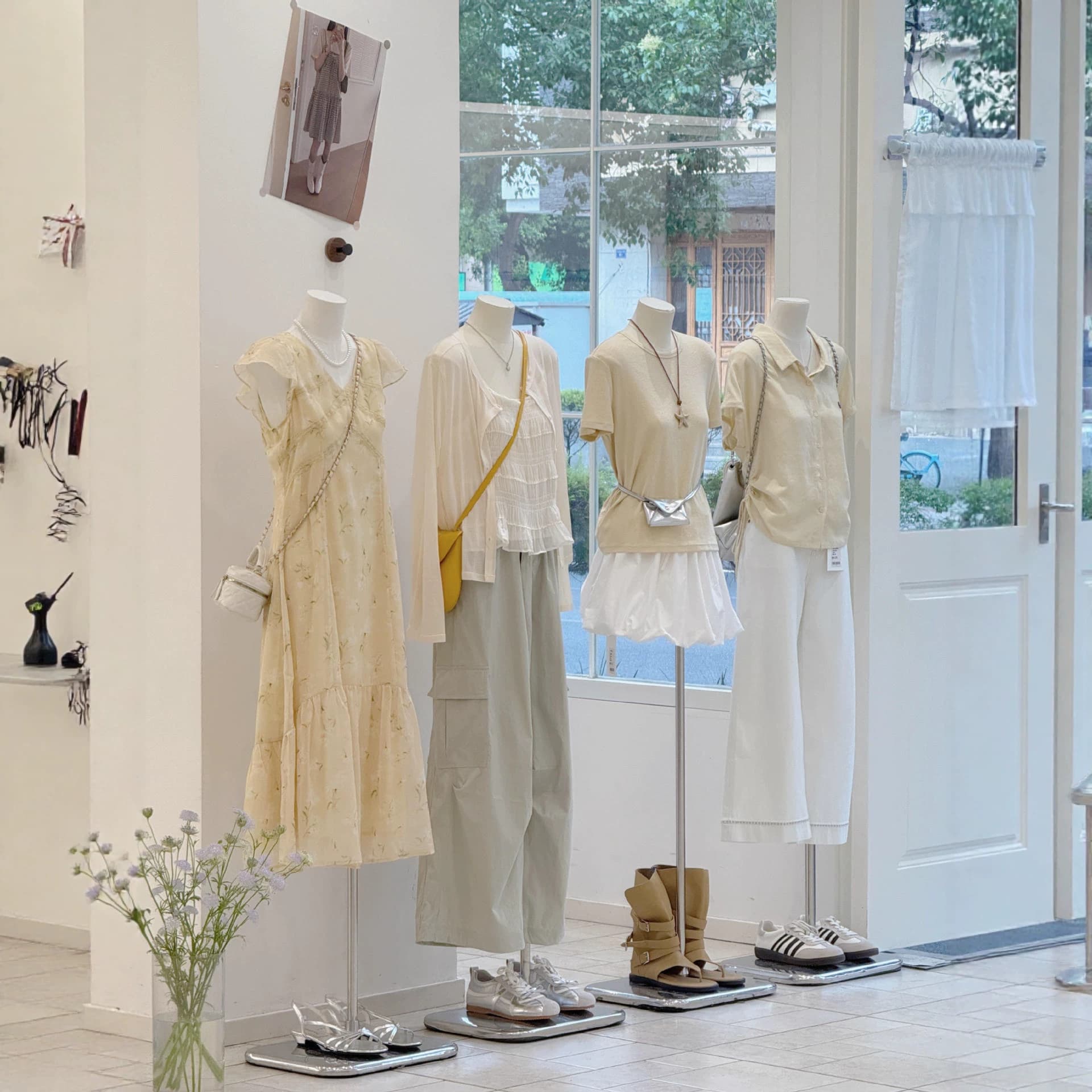 Hangzhou original designer brand 2026 summer and Korean women's miscellaneous bags physical factory first-hand supply wholesale