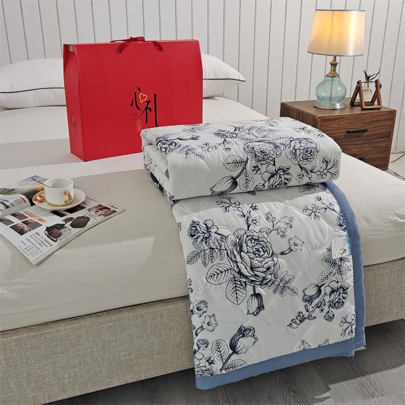 Summer Air Conditioner Quilt Washed Cotton Cool Quilt Corporate Anniversary Gift Thin Quilt Quilt Core Custom Logo Available