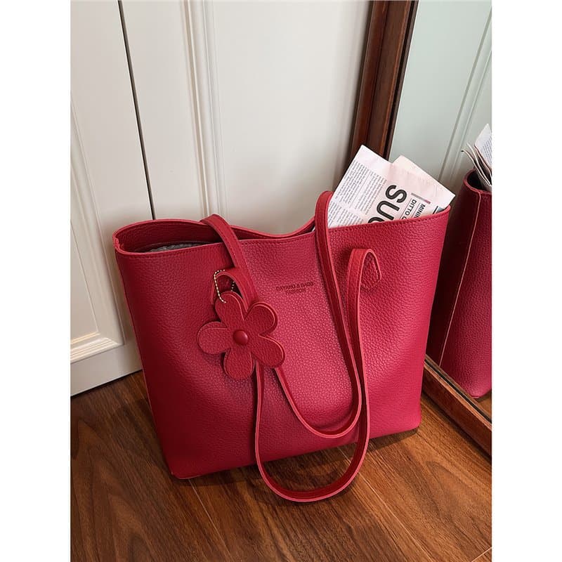 Large capacity red bridal wedding bag for women 2025 new high-end shoulder commuter bag bridesmaid wedding bag tote bag