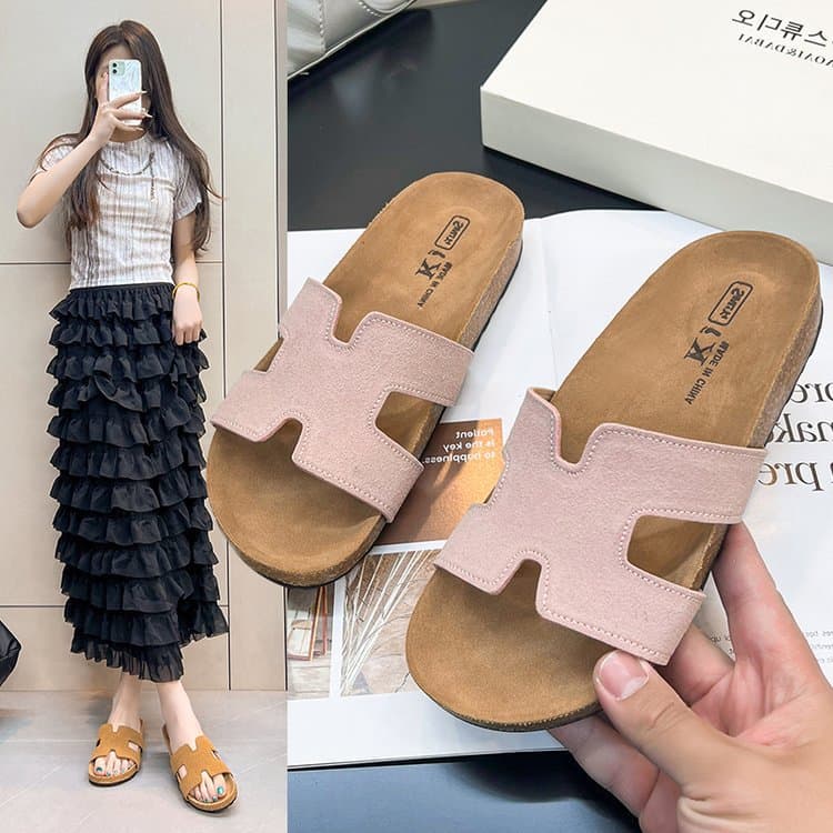 Soft Leather Version! 2025 Viral Internet Sensation Birkenstock Slippers Women's Summer Outerwear Fashionable Versatile Flat Thick Sandals and Slippers