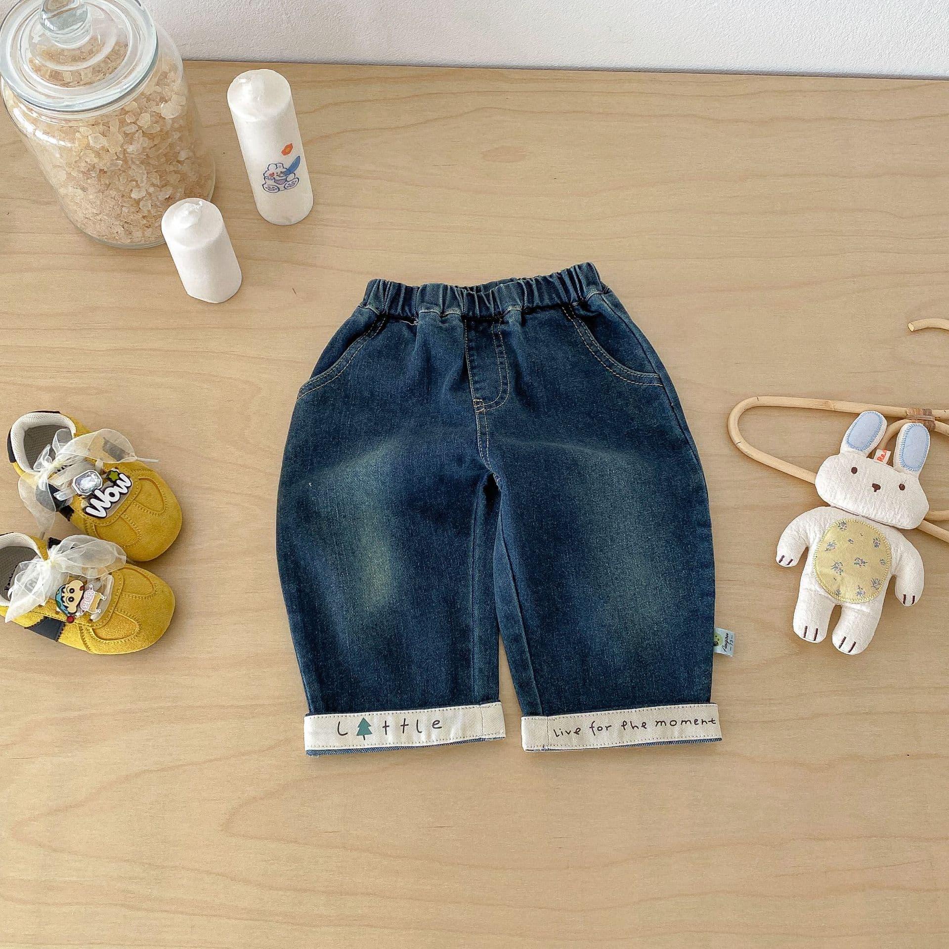 2026 Spring New Arrival Girls Rolled Hem Jeans Baby Korean Style Fashionable Versatile Printed Letter Casual Long Pants
