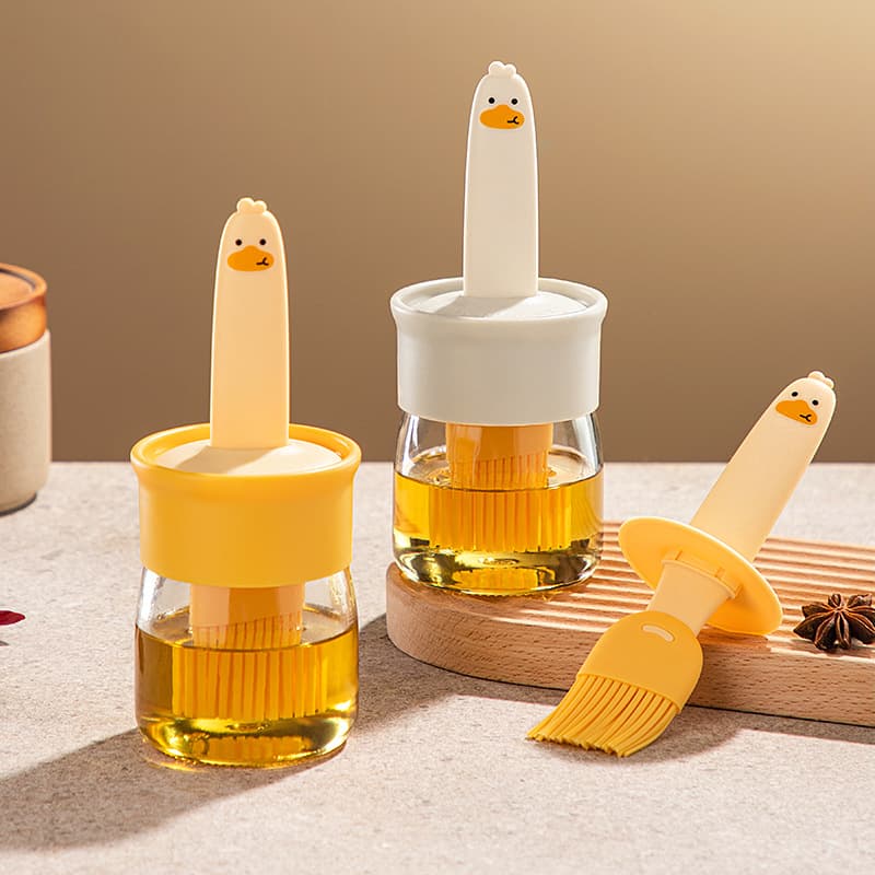 Silicone oil brush with bottle for kitchen pancake, barbecue, baking, food-grade, high-temperature resistant integrated oil brush bottle
