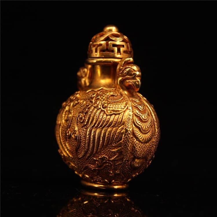 Antique pure copper gilt palace snuff bottle used by the royal family to attract wealth and feng shui, a collection of