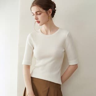 Summer New Fine Spun Pure Yangzi Yarn Short Sleeve with Rolled Cuffs, Slim Fit Comfortable Versatile Top in Caramel Brown