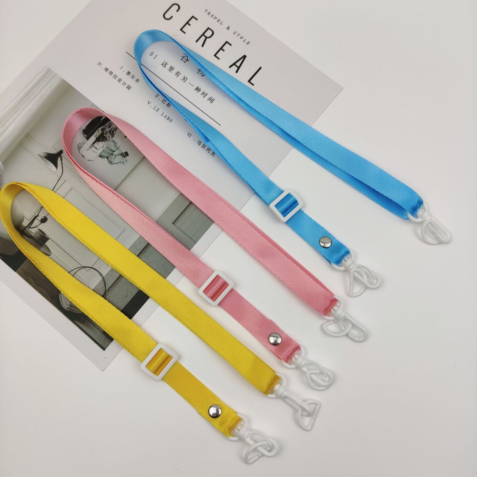 New Factory Wholesale Phone Strap Children's Camera Bubble Machine Adjustable Crossbody Strap D-Ring Toy Lanyard