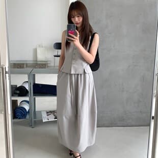 Korean-style ins white V-neck sleeveless vest and long skirt set for women, single row button drawstring loose casual two-piece set