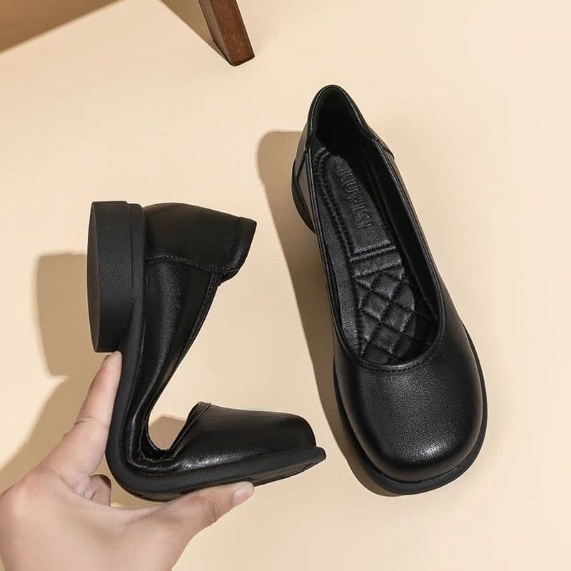 Soft sole thick heel single shoes bank interview work long career station low heel leather shoes hotel work shoes women black