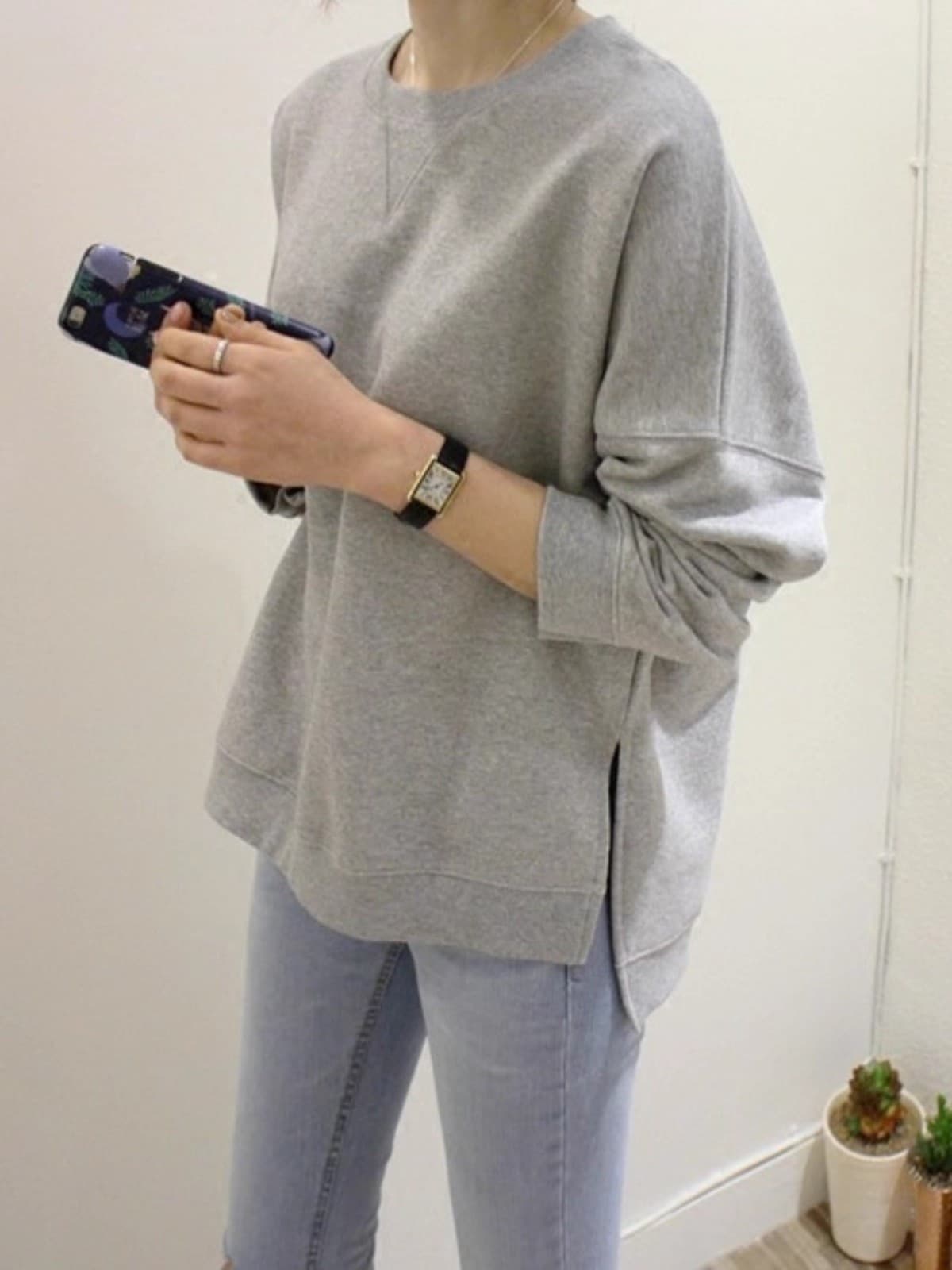 Korean Style Women's New 2025 American Minimalist Solid Color Versatile Long Sleeve Pullover Sweatshirt Top Ins Fashion